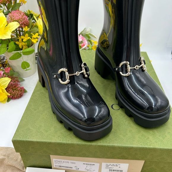 Women’s Gucci Horsebit, accent, ankle rubber, rain/snow boot size 40 made Italy. - Picture 3 of 11